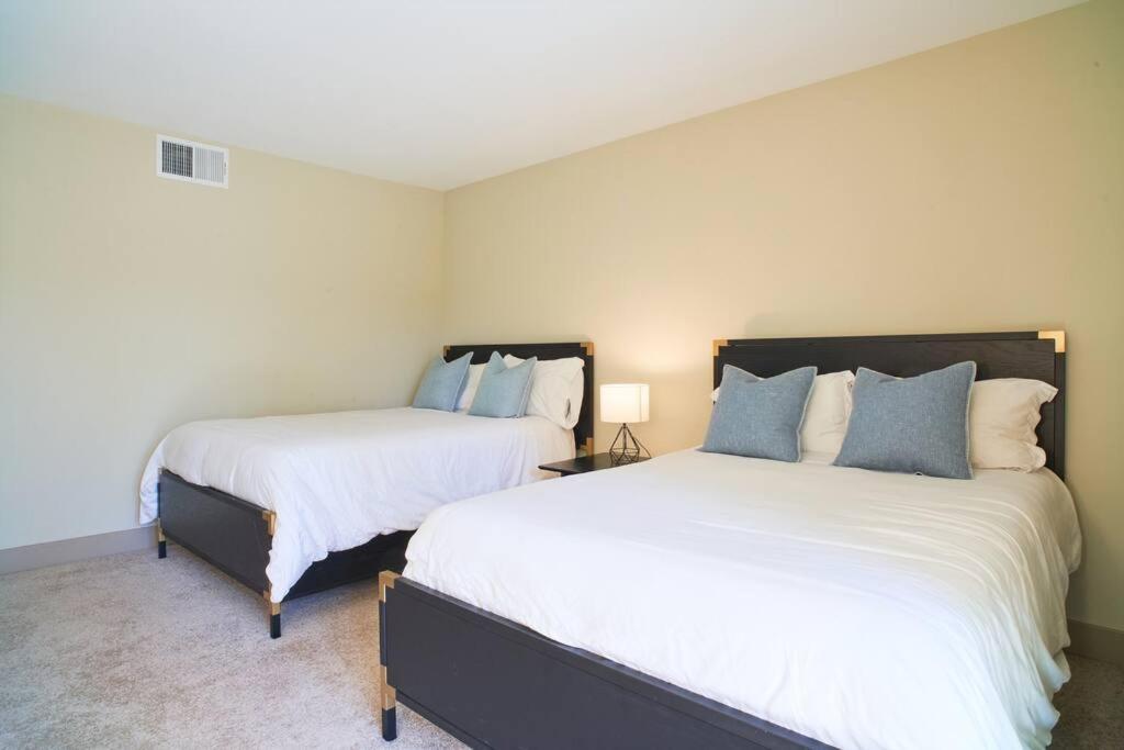 Exclusive In The Heart Of Marina Del Rey Apartment
